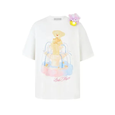 13DE MARZO Fountain Bear Print T-shirt White