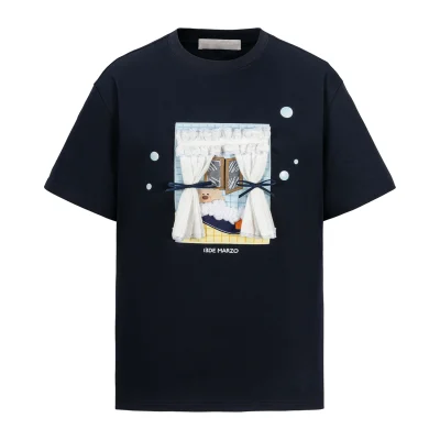 13DE MARZO Patchwork Bear Bath Scene T-shirt Navy Blue