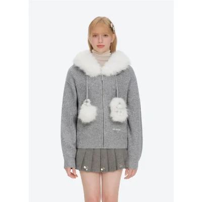 13DE MARZO Pom-pom Bear Fur Collar Knit Sweater Grey