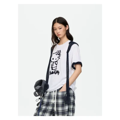 REVAN Hello Kitty White T-Shirt with Navy Pom-Pom Shawl