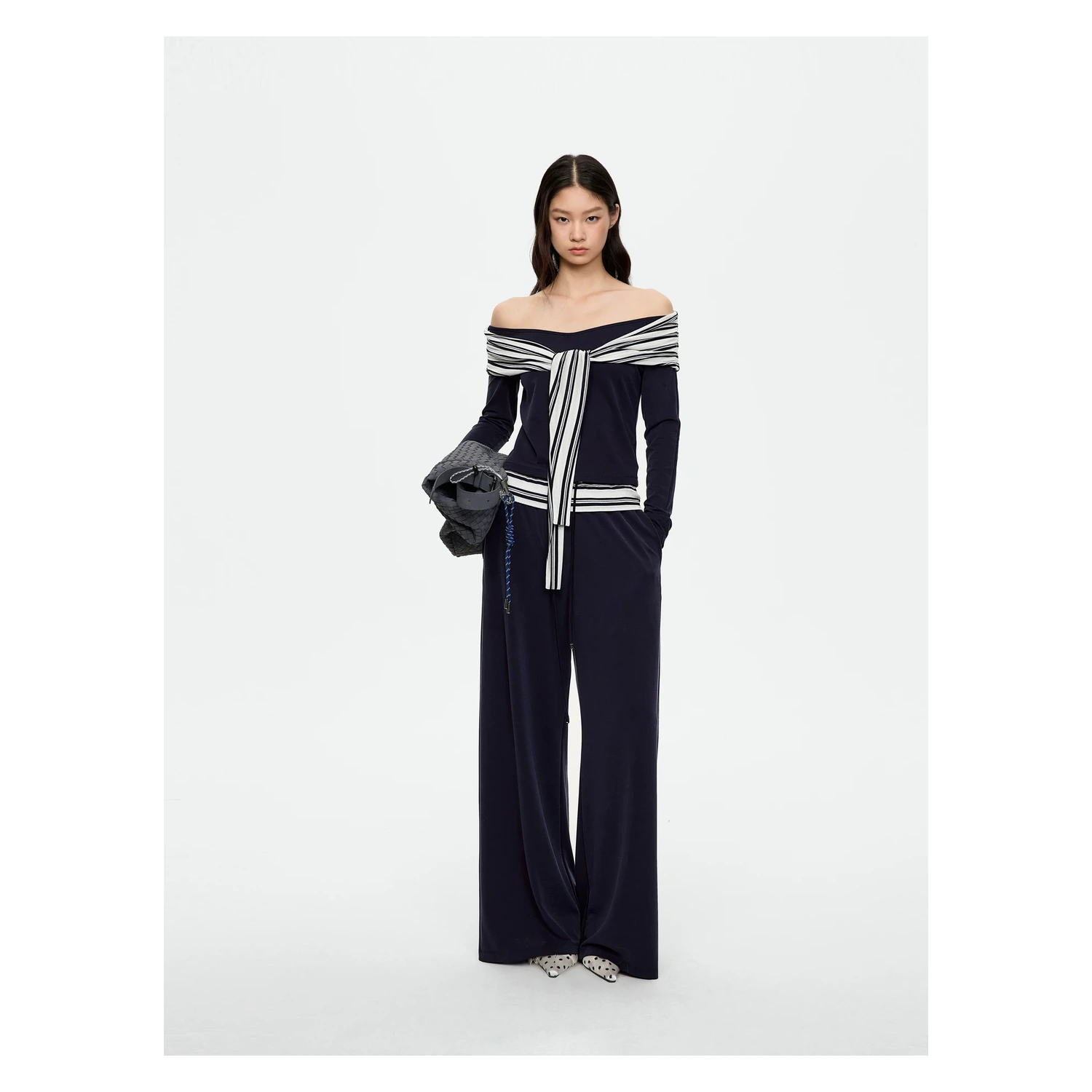 REVAN Off-Shoulder Cropped Top with Striped Shawl - Image 3