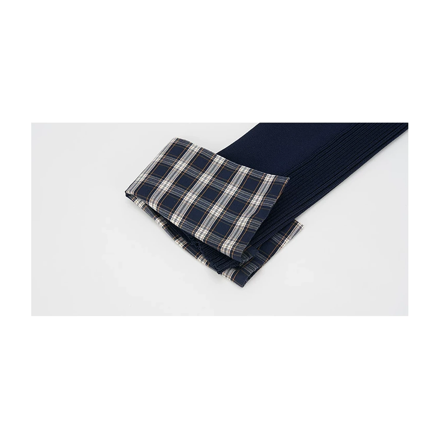 REVAN Off-Shoulder Knit Top with Detachable Checked Collar - Image 7
