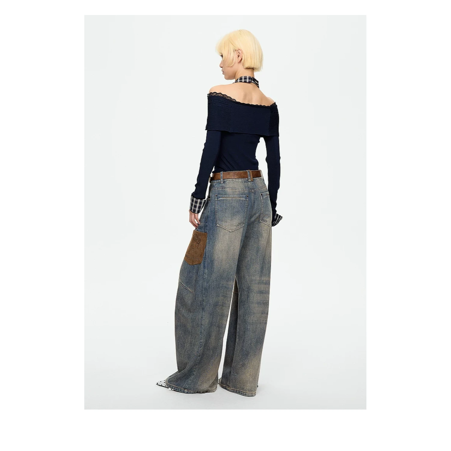 REVAN Washed Wide-Leg Jeans with Contrast Pocket - Image 8