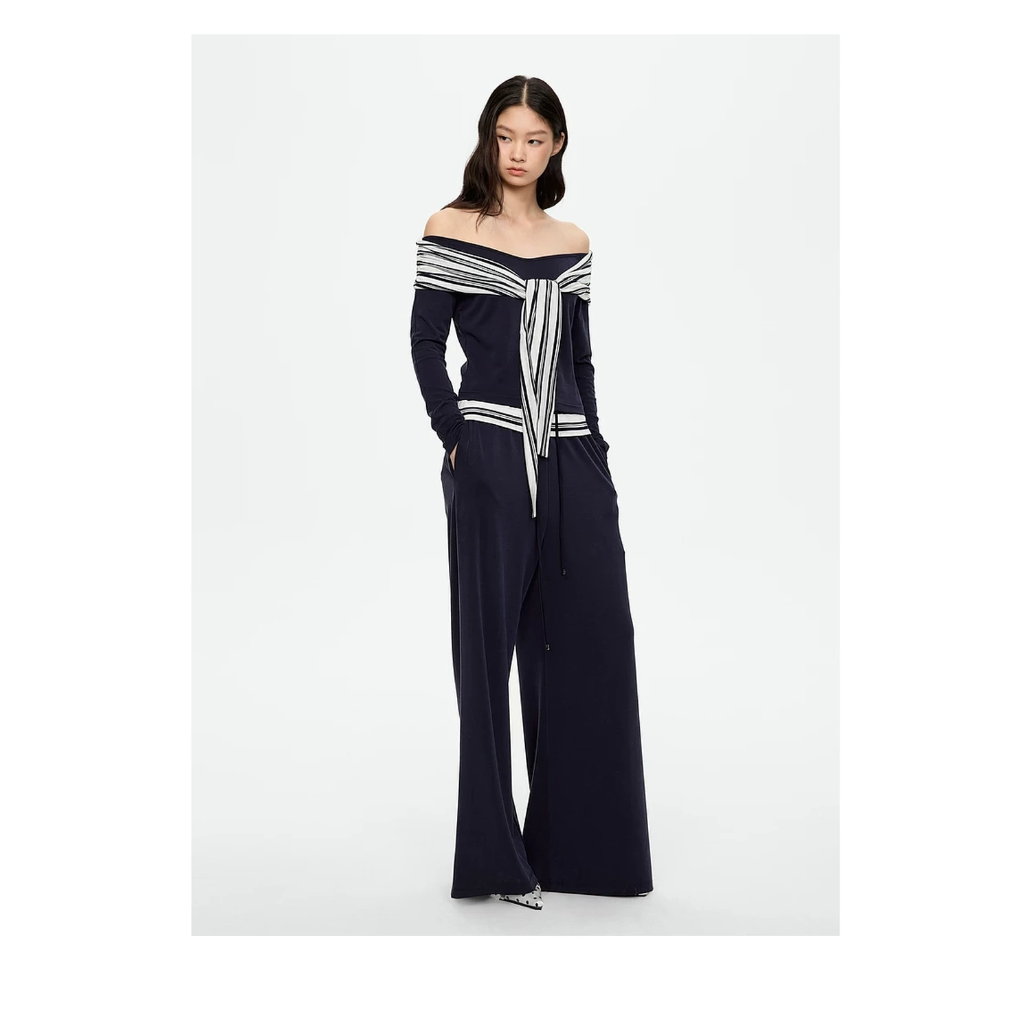 REVAN Off-Shoulder Cropped Top with Striped Shawl - Image 9