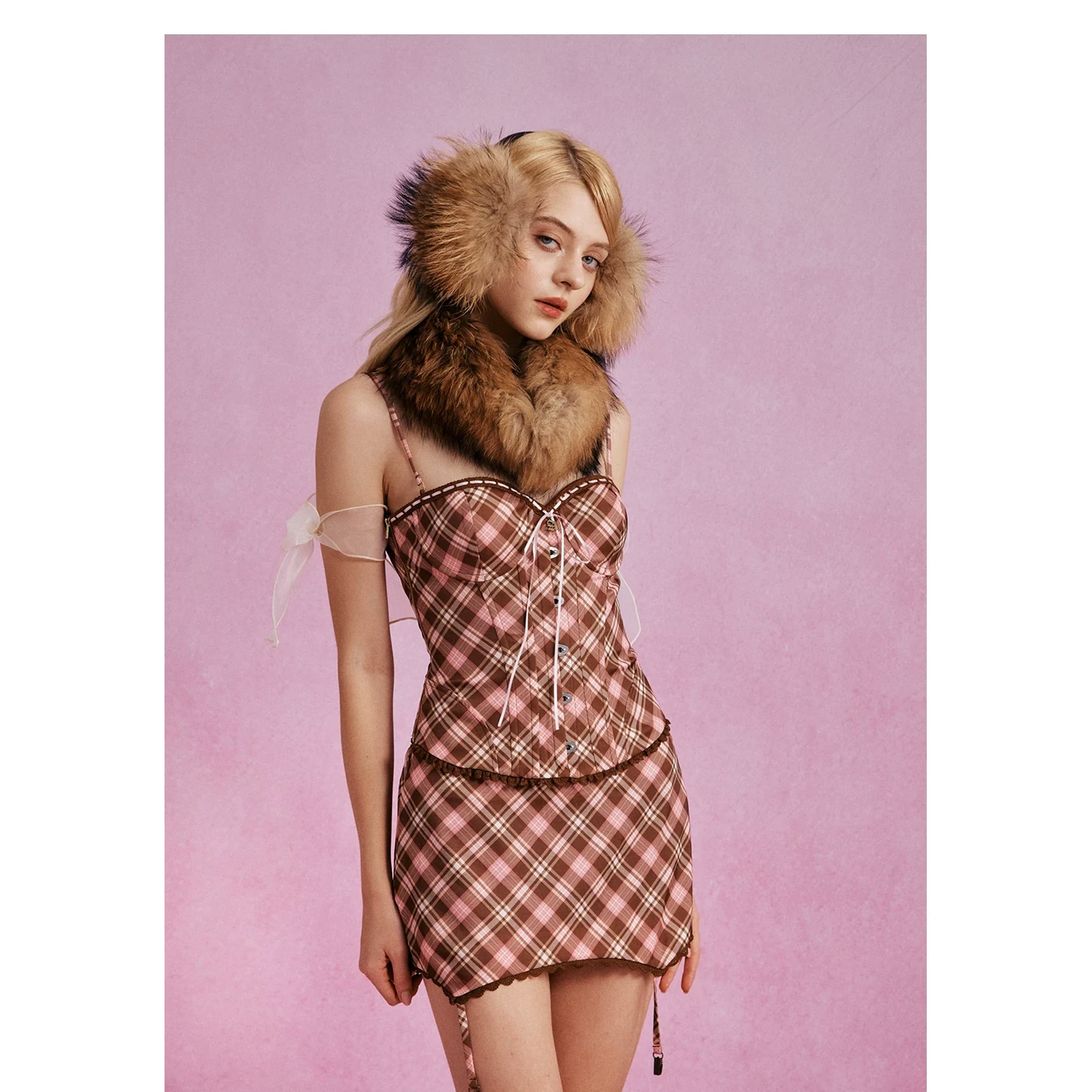 Maison Amory The Straberry and Chocolate Corset PINK DIAMOND TARTAN - Image 14